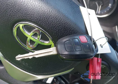 2014 Toyota Corolla Le из США, поврежденный, VIN 5YFBURHE5EP145176